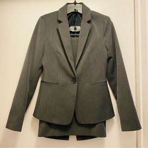 Express Skirt Suit